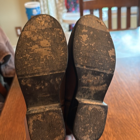 Lightly used masterson size 7 boot. - Picture 5 of 6